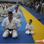 Занятия йогой, фитнесом в спортзале Каратэ Киокушинкай, кл. Сэйкен Волчанск