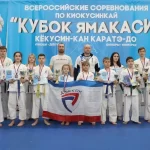 Занятия йогой, фитнесом в спортзале Каратэ Киокусинкай СК. Ямакаси Москва