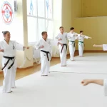 Занятия йогой, фитнесом в спортзале Каратэ Красноярск