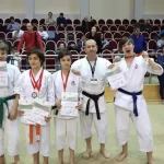 Занятия йогой, фитнесом в спортзале Карате Москва