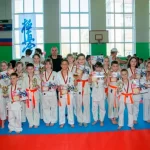 Занятия йогой, фитнесом в спортзале Karate Шебекино