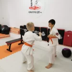 Занятия йогой, фитнесом в спортзале Karateka39.ru Калининград