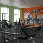 Занятия йогой, фитнесом в спортзале Катюша Сысерть