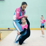 Занятия йогой, фитнесом в спортзале Художественная гимнастика Синхро старс Москва