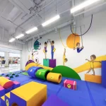 Занятия йогой, фитнесом в спортзале Кибрология Gym Москва