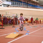 Занятия йогой, фитнесом в спортзале KidsVelo Москва