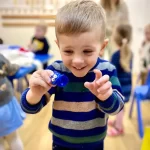 Занятия йогой, фитнесом в спортзале Kinder Холл Зеленоград