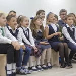 Занятия йогой, фитнесом в спортзале Kinder Холл Зеленоград