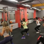 Занятия йогой, фитнесом в спортзале Кинезио Пенза