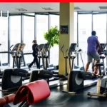 Занятия йогой, фитнесом в спортзале KinUp-Wellness Самара