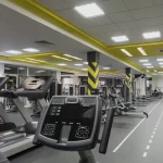 Занятия йогой, фитнесом в спортзале KinUp-Wellness Самара