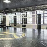 Занятия йогой, фитнесом в спортзале Классика Москва