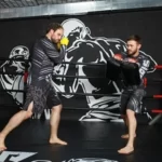 Занятия йогой, фитнесом в спортзале Клуб единоборств Sensei Москва