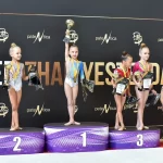 Занятия йогой, фитнесом в спортзале Клуб Художественной Гимнастики 5 Sisters Санкт-Петербург
