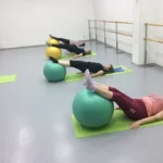 Занятия йогой, фитнесом в спортзале Клуб любителей ЛФК Санкт-Петербург