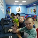 Занятия йогой, фитнесом в спортзале Клуб программирования и робототехники академия Гениев Заречный