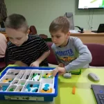 Занятия йогой, фитнесом в спортзале Клуб программирования и робототехники академия Гениев Заречный