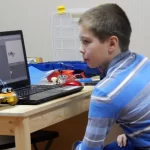 Занятия йогой, фитнесом в спортзале Клуб программирования и робототехники академия Гениев Заречный