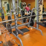 Занятия йогой, фитнесом в спортзале Колизей Тюмень