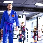 Занятия йогой, фитнесом в спортзале Коловрат Москва