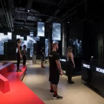 Занятия йогой, фитнесом в спортзале Kometa Black Москва