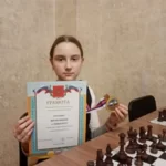 Занятия йогой, фитнесом в спортзале Королевская пешка Магнитогорск