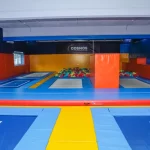 Занятия йогой, фитнесом в спортзале Космос Череповец