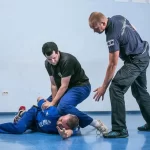 Занятия йогой, фитнесом в спортзале Крав-Мага и Самооборона в Москве Москва