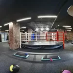 Занятия йогой, фитнесом в спортзале Креатив Москва