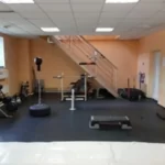 Занятия йогой, фитнесом в спортзале Кристалл Челябинск