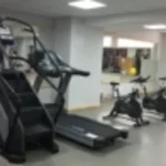 Занятия йогой, фитнесом в спортзале Кристалл Fitness Бердск