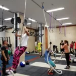 Занятия йогой, фитнесом в спортзале КроссФит Челябинск Челябинск