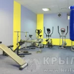 Занятия йогой, фитнесом в спортзале Крылья Стрелецкое