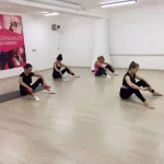 Занятия йогой, фитнесом в спортзале KurazhDance Москва