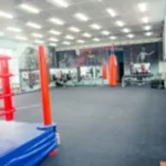 Занятия йогой, фитнесом в спортзале Квазар Видное