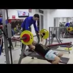 Занятия йогой, фитнесом в спортзале Lady Кизляр