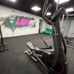 Занятия йогой, фитнесом в спортзале Ledy fit Медвежьегорск