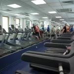 Занятия йогой, фитнесом в спортзале Lesfitness Москва