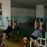 Занятия йогой, фитнесом в спортзале Лидер Тобольск