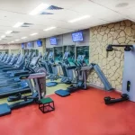 Занятия йогой, фитнесом в спортзале Life wellness Екатеринбург