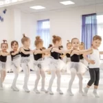 Занятия йогой, фитнесом в спортзале Lil Ballerine Красноярск