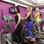 Занятия йогой, фитнесом в спортзале Лирика Fitness Нижневартовск