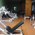 Занятия йогой, фитнесом в спортзале Локомотив, офис Москва