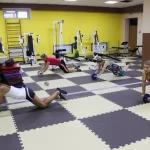 Занятия йогой, фитнесом в спортзале Лотос Дзержинск