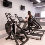 Занятия йогой, фитнесом в спортзале LoveFitness Буйнакск