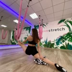 Занятия йогой, фитнесом в спортзале LoveStretch Омск