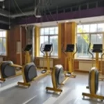 Занятия йогой, фитнесом в спортзале Маленький принц Первомайский