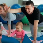 Занятия йогой, фитнесом в спортзале Мама и малыш Москва