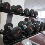 Занятия йогой, фитнесом в спортзале Мастер Елец