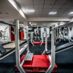 Занятия йогой, фитнесом в спортзале Masters Gym Ялта
